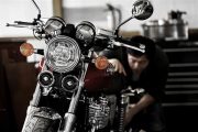 2017 Honda CB1100 EX Review / Specs - Retro & Vintage Style Motorcycle / Bike - CB1100EX / CB 1100