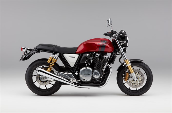 17 Honda Cb1100 Rs Review Of Specs Changes Vintage Retro Style Motorcycle