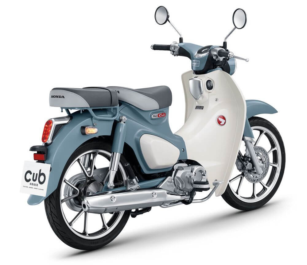 2022 Honda Super Cub 125 Scooter / Motorcycle | Reviews & Specs