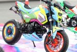 Custom 2017 Honda Grom Paint / MSX 125 Motorcycle - Mini Naked Sport Bike / StreetFighter - MSX125SF