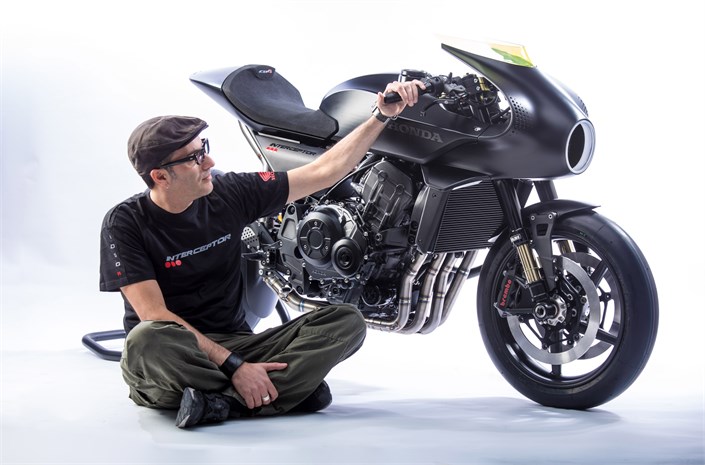 2019 Honda CB4 Interceptor Concept Motorcycle Build Pictures | Custom Honda Naked CBR Sport Bike StreetFighter / Cafe Racer