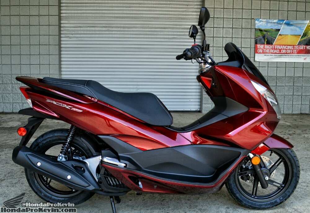 2016 Honda PCX150 Scooter Ride Review | / MPG / Price + More! | Honda-Pro Kevin