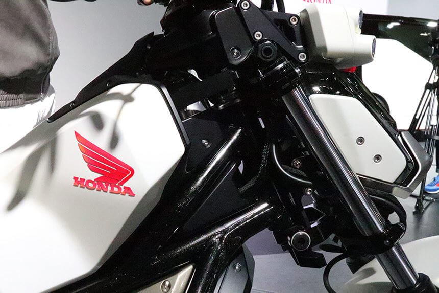 2019 = Electric Motorcycles from Honda + Self Balancing? Say What.... |  2017 Tokyo Motor Show News (