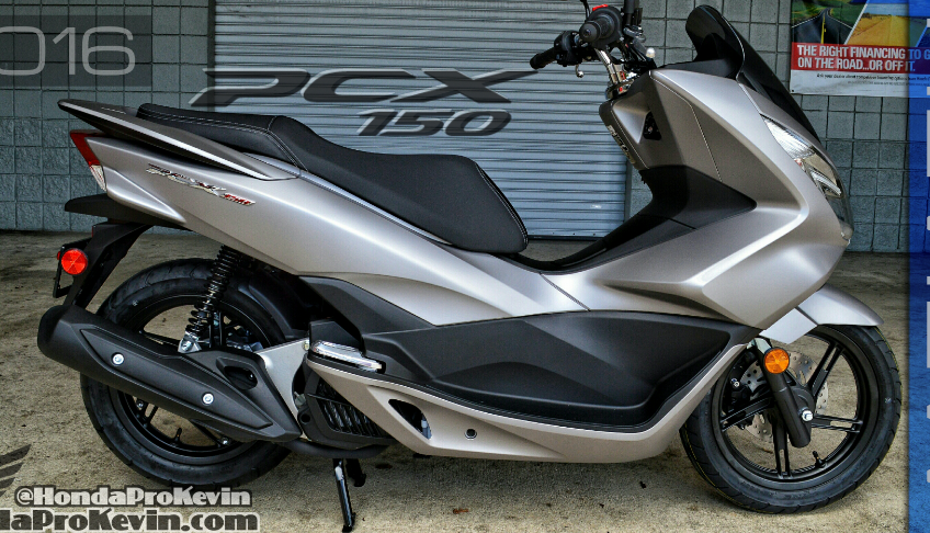 2022 Honda PCX150 Scooter Ride Review Specs MPG 